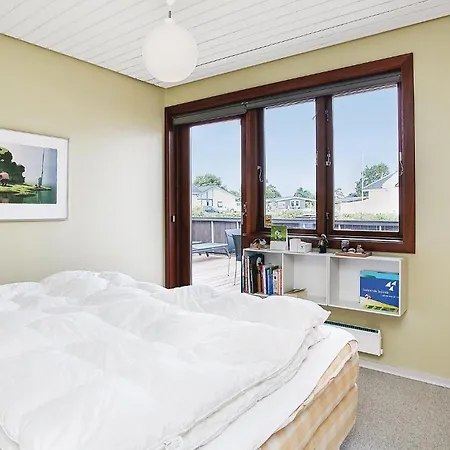 Feriehus Three-bedroom Juelsminde With Sea View 09 *