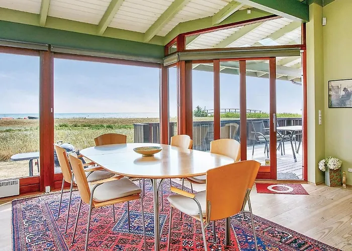 Three-bedroom Juelsminde With Sea View 09 Dom wakacyjny